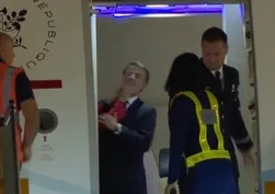 Brigitte Macron'un attığı tokadın arkasında İranlı oyuncu Farahani mi var?