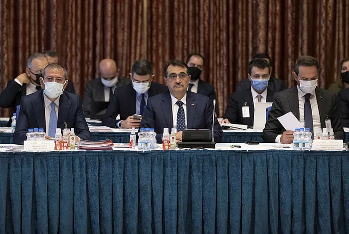 Enerji fiyatları ne zaman düşecek? Enerji ve Tabii Kaynaklar Bakanı Fatih Dönmez açıkladı