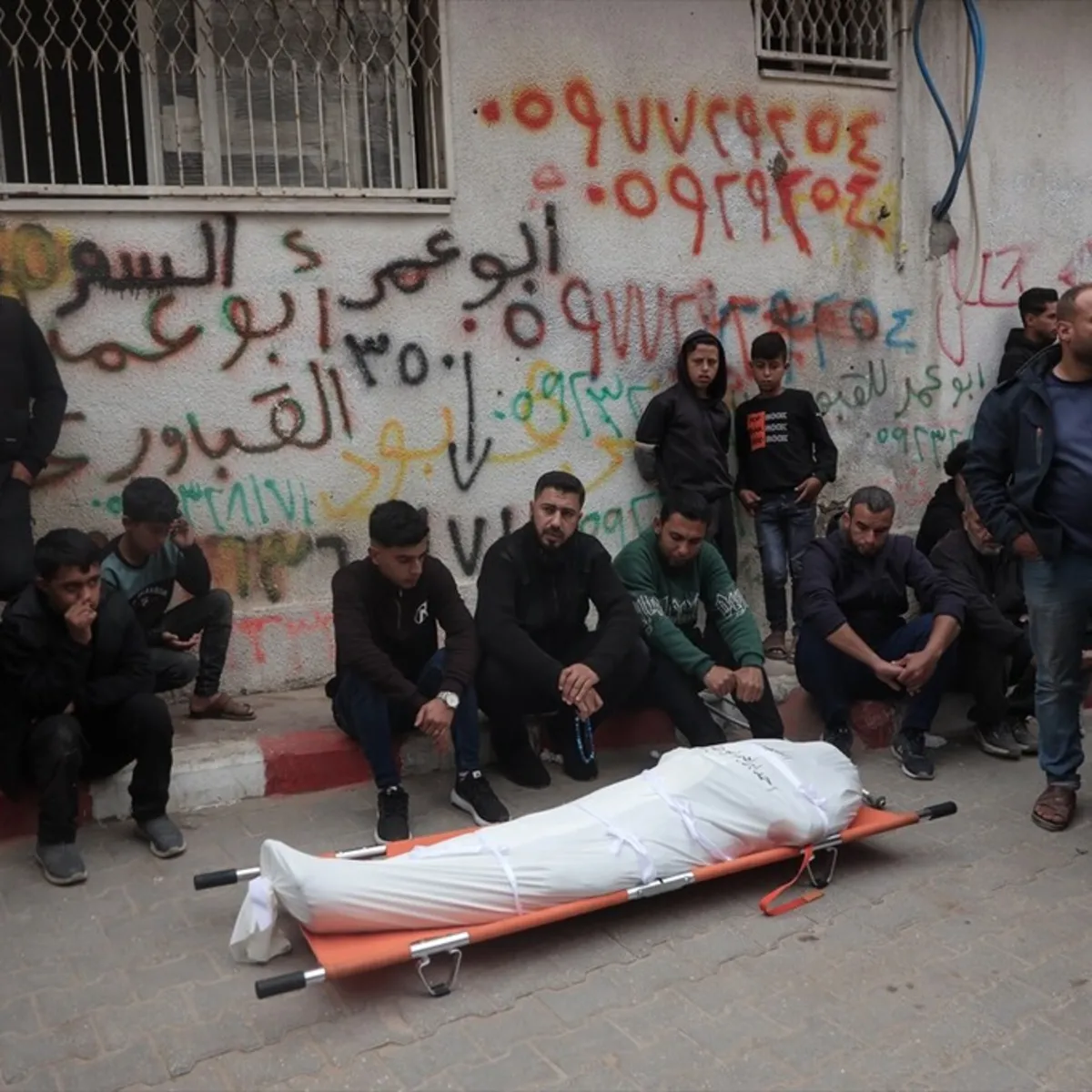 İsrail'in Gazze'ye saldırılarında can kaybı 72 bin 549'a yükseldi