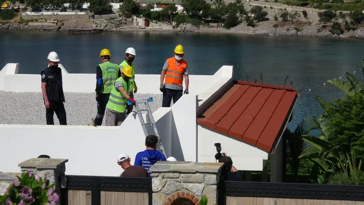 Yılmaz Özdil’in kaçak villasında yıkım başladı! İşte ilk kareler...