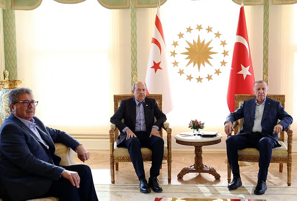 son-dakika-baskan-erdogan-azerbaycan-cumhurbaskani-aliyevle-gorustu-1677334042464.jpg Başkan Erdoğan Aliyev Tatar ve Üstel'i kabul etti - 5