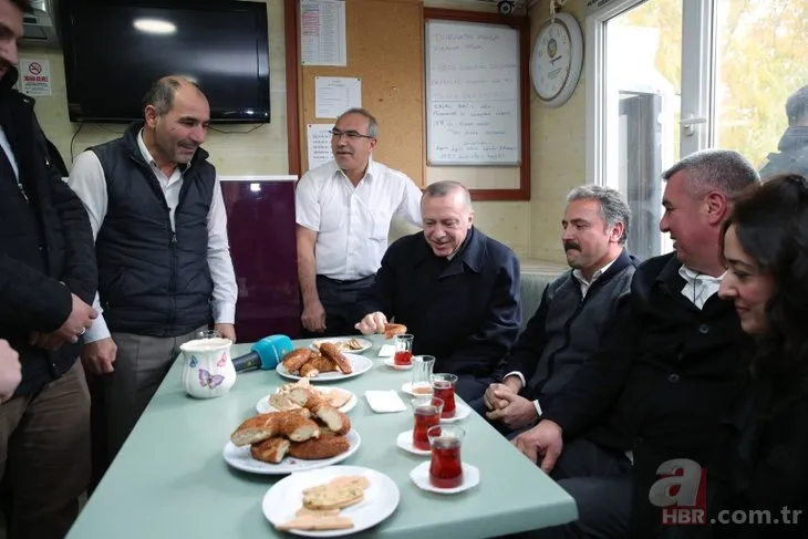 Başkan Erdoğan taksicilerle çay içti