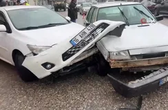 Ceylanpınar’da 2 otomobil çarpıştı