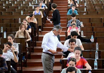 İçişleri Bakanı Ali Yerlikaya'dan YKS açıklaması: Sınava girecek depremzede adayların yanındayız