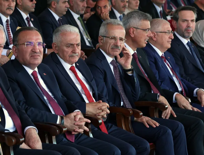 Başkan Erdoğan’dan KKTC’de dünyaya tarihi mesaj: Yine tek yüreğiz tek bileğiz