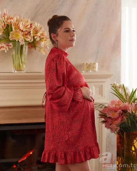 Yüzünü ilk kez gösterdi! İşte Merve Özbey’in kızı Elif Özüm… 1