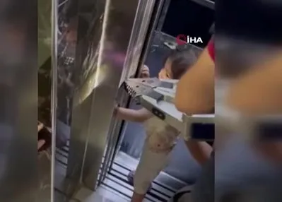 Kolu asansöre sıkışan çocuk kurtarıldı