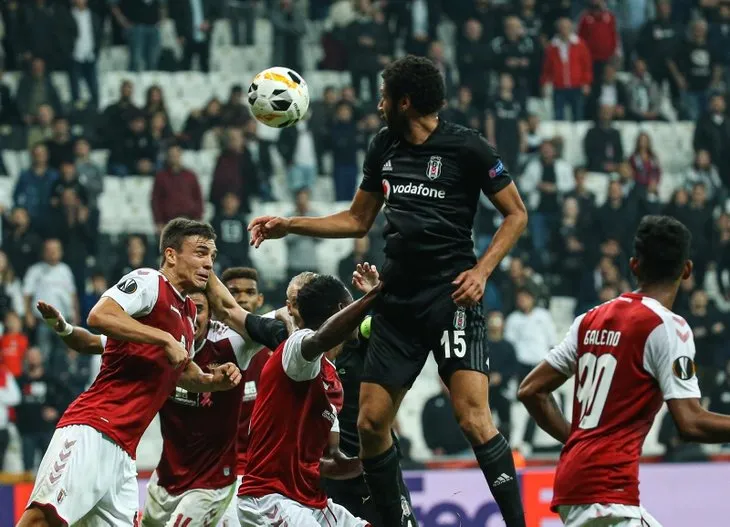 Abdullah Avcı ve Fatih Terim’den büyük sürpriz! İşte Beşiktaş-Galatasaray derbisinin ilk 11’leri