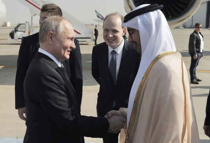 Rus lider Putin’e BAE’ye giderken 4 Rus Su-35 savaş uçağı eşlik etti