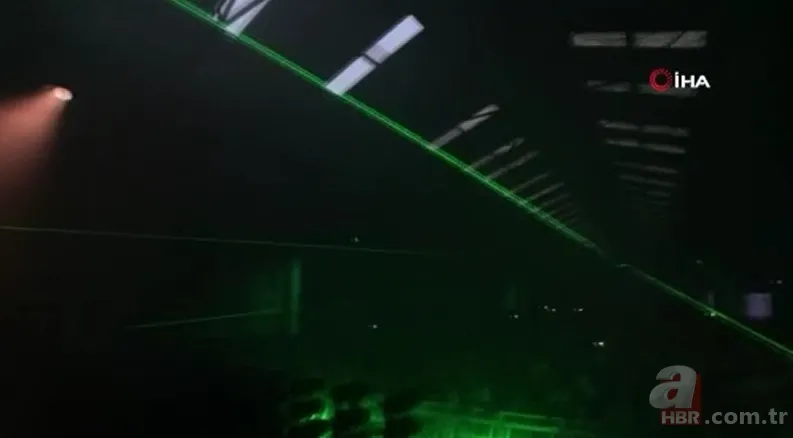 İngiltere’de ölümle dans! Kovid-19'a karşı sosyal mesafesiz parti denemesi 10