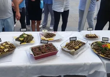 Tekirdağ'da sarmalar yarıştı
