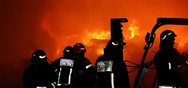 Sakarya'da fabrika yangını
