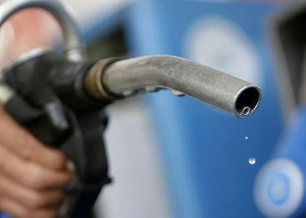 Petrol, gaz, motorin, altın, dolar fiyatları ne kadar oldu? Rusya Ukrayna savaşı sonrasında altın fiyatları yükselir mi, düşer mi?