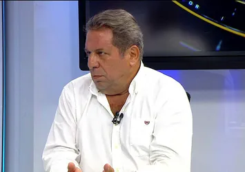 Erman Toroğlu: Lens veresiye oynuyor