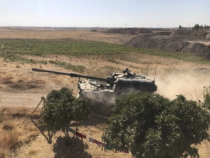 Barış Pınarı Harekatı’nda tanklar tozu dumana kattı!