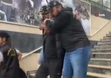 Fatih'te eski koca dehşeti: Eşinin sevgilisini bıçaklayarak öldürdü
