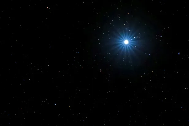sirius-yildizi-ne-zaman-cikar-sirius-gunes-kavusumu-burclari-etkiler-mi-6-temmuz-sirius-gunes-kavusumu-saat-ka-1657090116374.jpg Sirius yıldızı ne zaman çıkar? Sirius - Güneş kavuşumu burçları etkiler mi? 6 Temmuz Sirius - Güneş kavuşumu saat kaçta? - 2