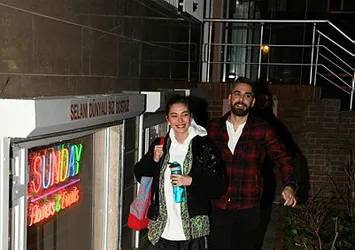 Eczane çıkışı görüntülendi! İşte Neslihan Atagül'ün sağlık durumu