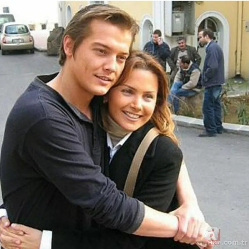 Ünlü oyuncu Arda Kural gözaltına alındı! Kardeşi ve annesini tehdit etti 12