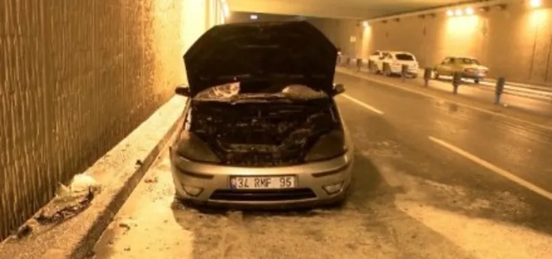 Sarıyer’de seyir halindeki otomobil alev alev yandı! Trafiği felç etti