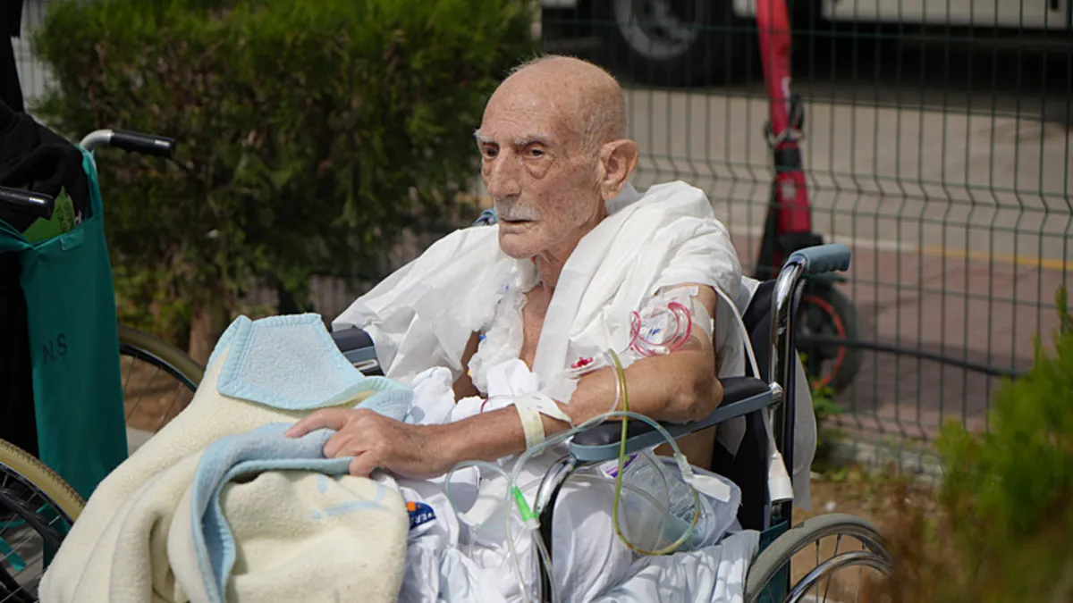 Antalya'da korkutan hastane yangını! Saniyelerle yarış