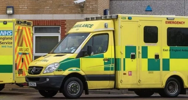 1669968924067.jpg İngiltere’de sağlık sistemi alarm veriyor! BBC: Ambulanslar 1 saat sıra bekliyor - 3