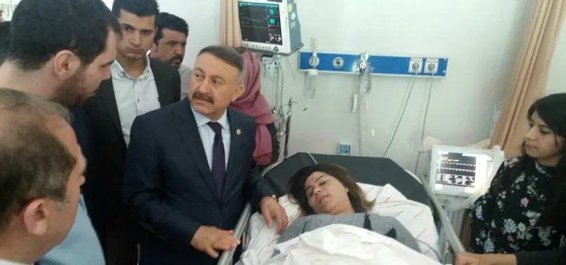 Mersin'de AK Partili gruba taşlı saldırı