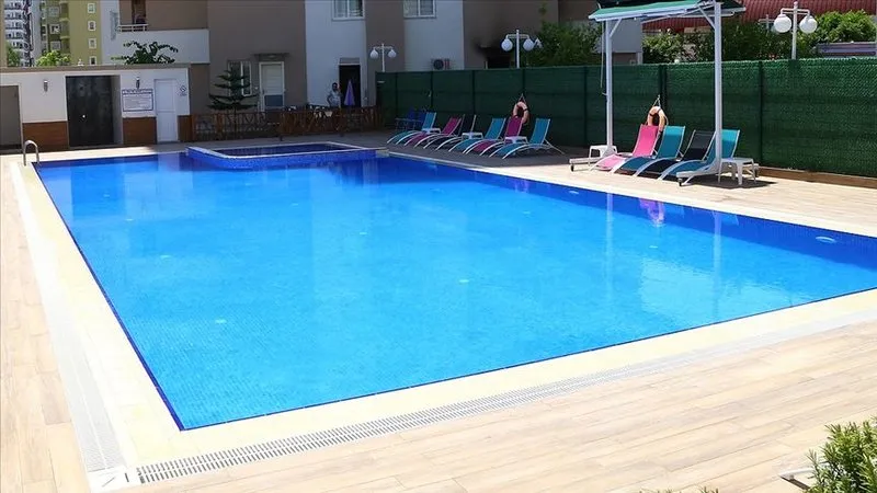 Mikrop ve mantar riski havuz keyfini gölgeleyebilir