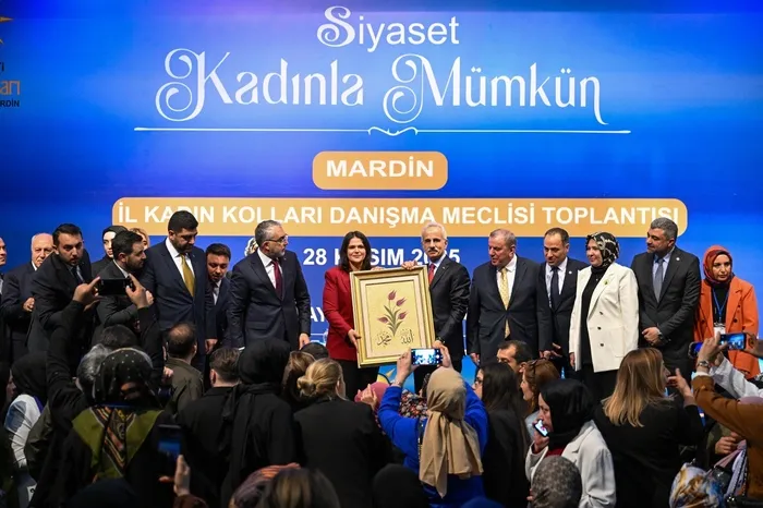 Bakan Uraloğlu’ndan Mardin’e çevre yolu müjdesi