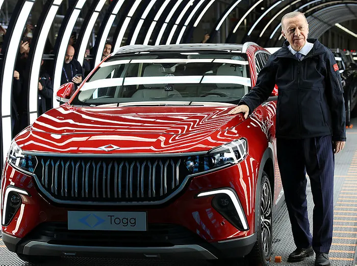 Seri üretim Togg banttan indi! Başkan Erdoğan’dan ilk test sonrası flaş açıklamalar: Çılgın Türkler geliyorlar diyecekler!