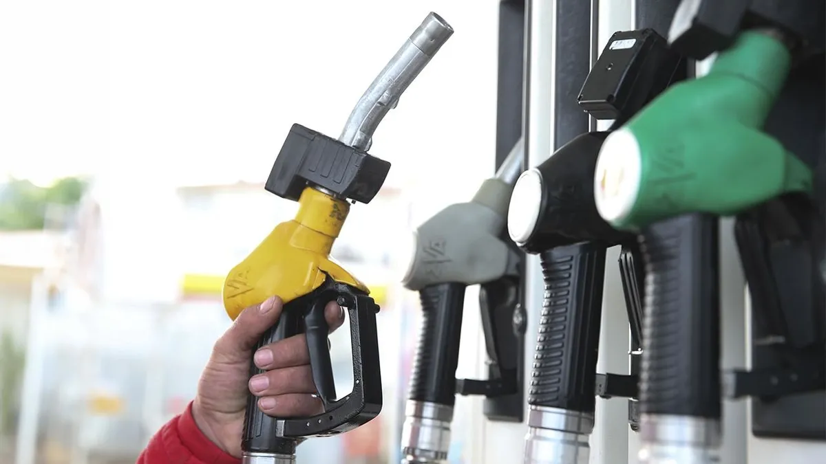 Petrol 80 doları aştı! Akaryakıtta zam kararı iptal edildi