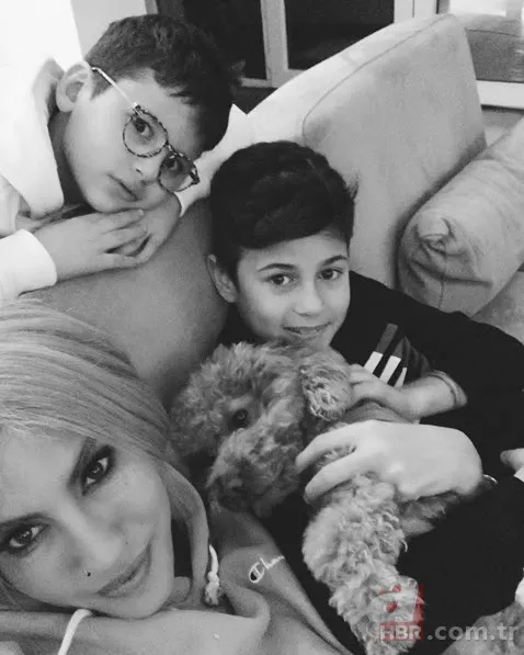 İbrahim Tatlıses ve Ayşegül Yıldız'ın kızı Elif Ada kocaman oldu! Annesinin boyuna yetişti... 11