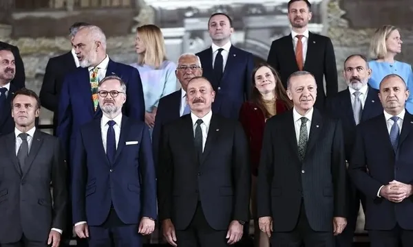 2022-baskan-erdoganin-yili-oldu-21-ulke-ziyareti-200den-fazla-telefon-gorusmesi-turkiye-ve-dunya-barisinda-etk-1672395665017.jpg 2022 Başkan Erdoğan'ın yılı oldu! 21 ülke ziyareti 200'den fazla telefon görüşmesi! Türkiye ve dünya barışında etkin rol oynadı - 3