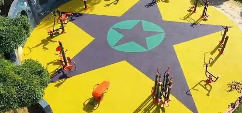 Küçükçekmece'nin CHP'li Belediye Başkanı Kemal Çebi, PKK paçavrasının parka yapılmasını savundu