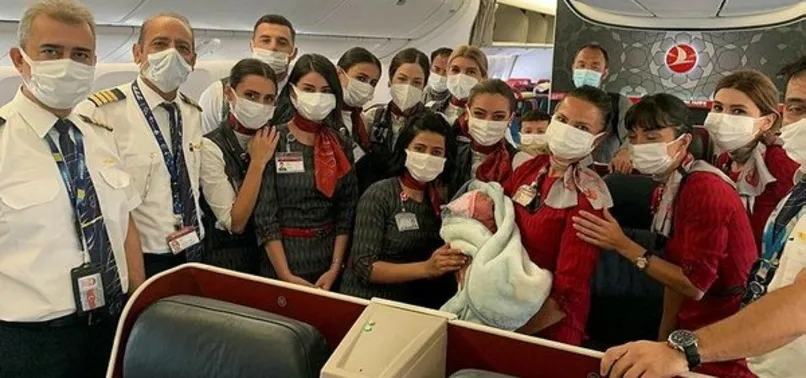 THY uçağında doğum gerçekleştiren Türk beyin cerrahının başarılı müdahalesi ABD basınında