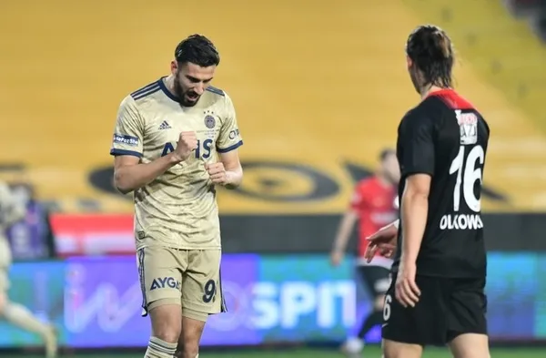 Fenerbahçe’de transfer harekatı! 6 isim listede