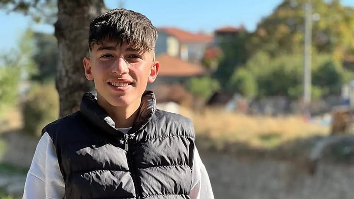 Afyonkarahisar'da babasının bıçakladığı çocuk hayatını kaybetti