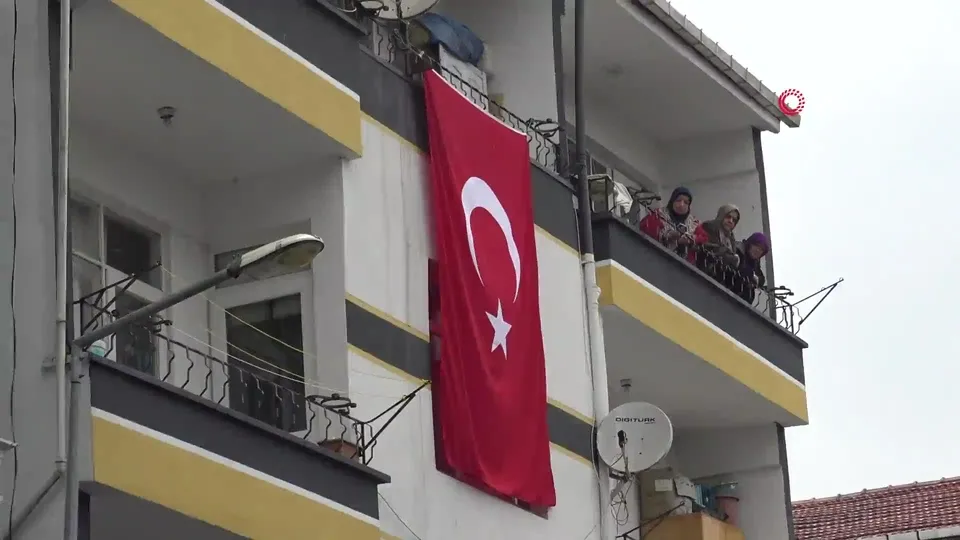 Şehit düşen Kander Babür’e son görev!