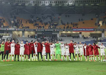 Abdülkerim Bardakcı Galatasaray’da ilk gol sevincini yaşadı