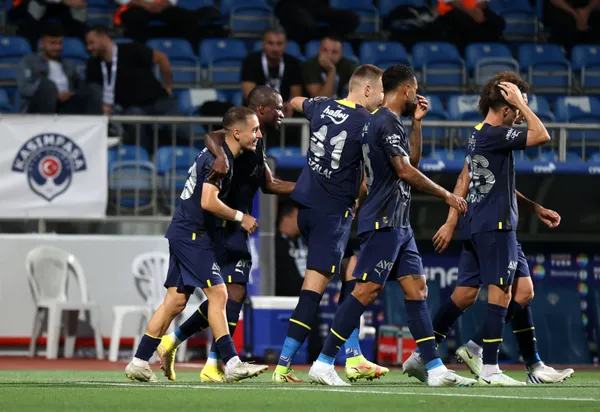 fenerbahceden-cristiano-ronaldo-aciklamasi-1660601902064.jpg Fenerbahçe'den 'Cristiano Ronaldo' açıklaması - 5