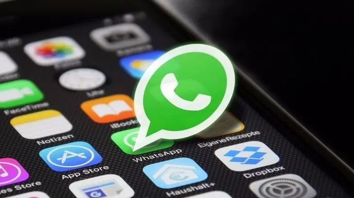 WhatsApp mesajlarına sizin yerinize cevap verecek