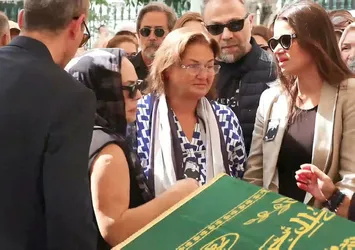 Sanat camiasının acı günü! Şarkıcı Metin Arolat'a veda... Sevenleri gözyaşlarını tutamadı