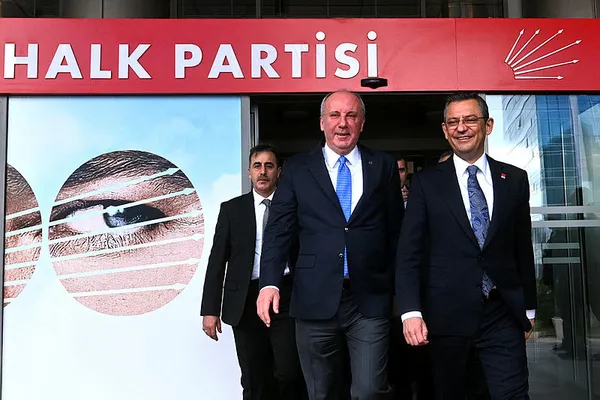 CHP’de dinmeyen adaylık krizi! İmamoğlu ile Özel arasında savaş var! Aday belirleme toplantısı bir kez daha ertelendi...