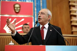 CHPnin İstanbul ilçe adayları büyük kriz çıkardı! CHPnin İstanbul ve İzmir ilçe belediye başkan adayları