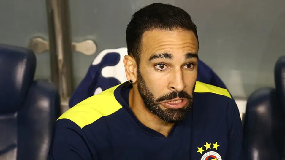 Adil Rami yine sakatlandı! Yırtık var...