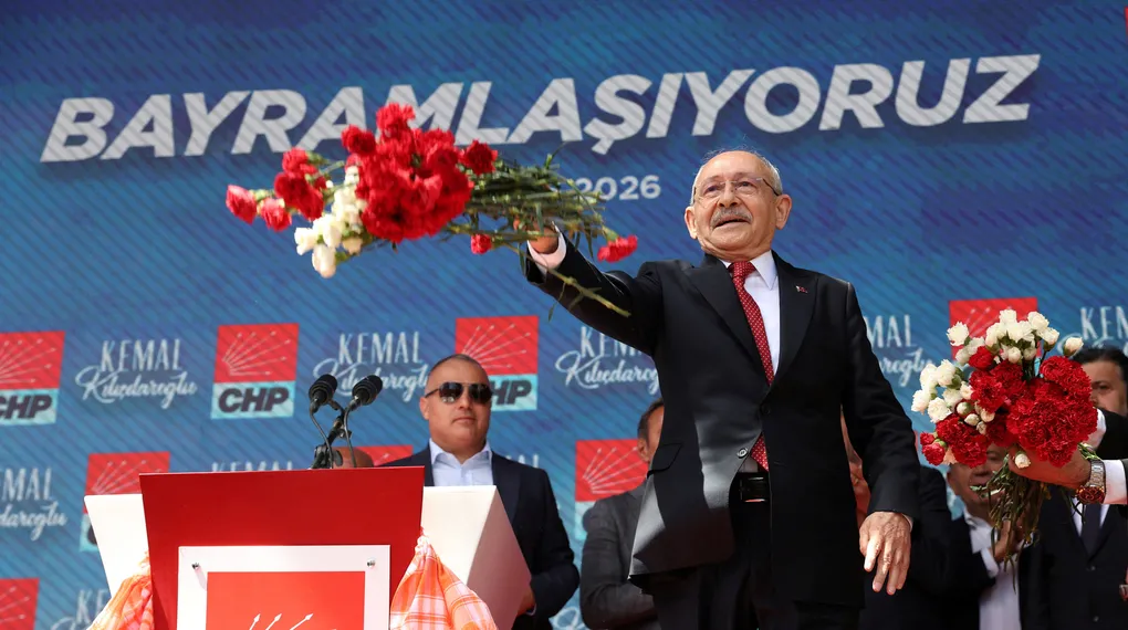 CHP’de kirli çark deşifre oldu: Pavyon köşelerindeki paralardan para kulelerine
