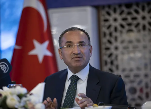 Adalet Bakanı Bekir Bozdağ: Her türlü denetime açık bir infaz sistemi uyguluyoruz