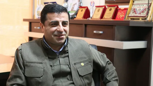 Selahattin Demirtaş Canan Kaftancıoğlu’na sahip çıktı