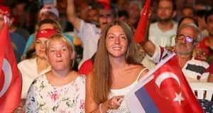 Rus turistlerden Türkiye çağrısı