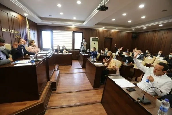 CHP skandalı kapatmak için Adalar Belediyesi Fen İşleri Müdürü'nü istifa ettirdi - 5